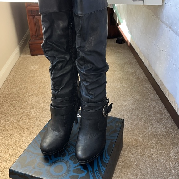 Y-not? Knee high, black, size 7 1/2 - Picture 6 of 10